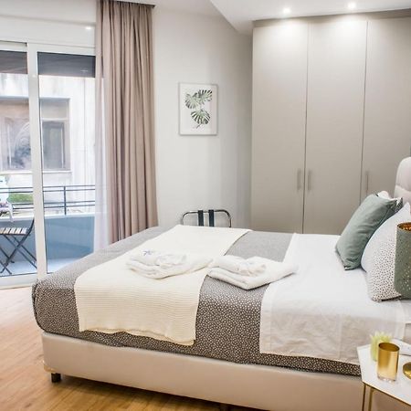 A24 Pristine & Sunny Suite Near Plaka & Parthenon 雅典 外观 照片