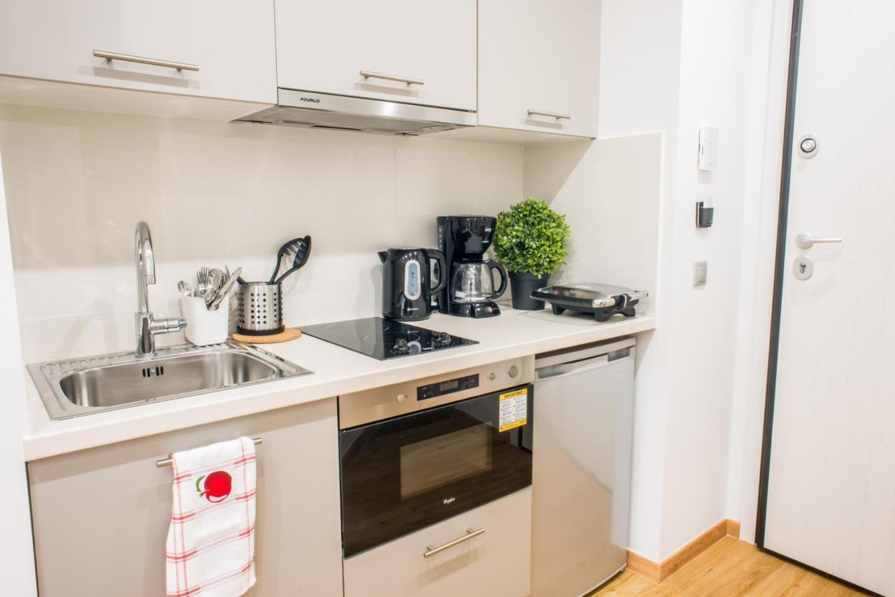 A24 Pristine & Sunny Suite Near Plaka & Parthenon 雅典 外观 照片