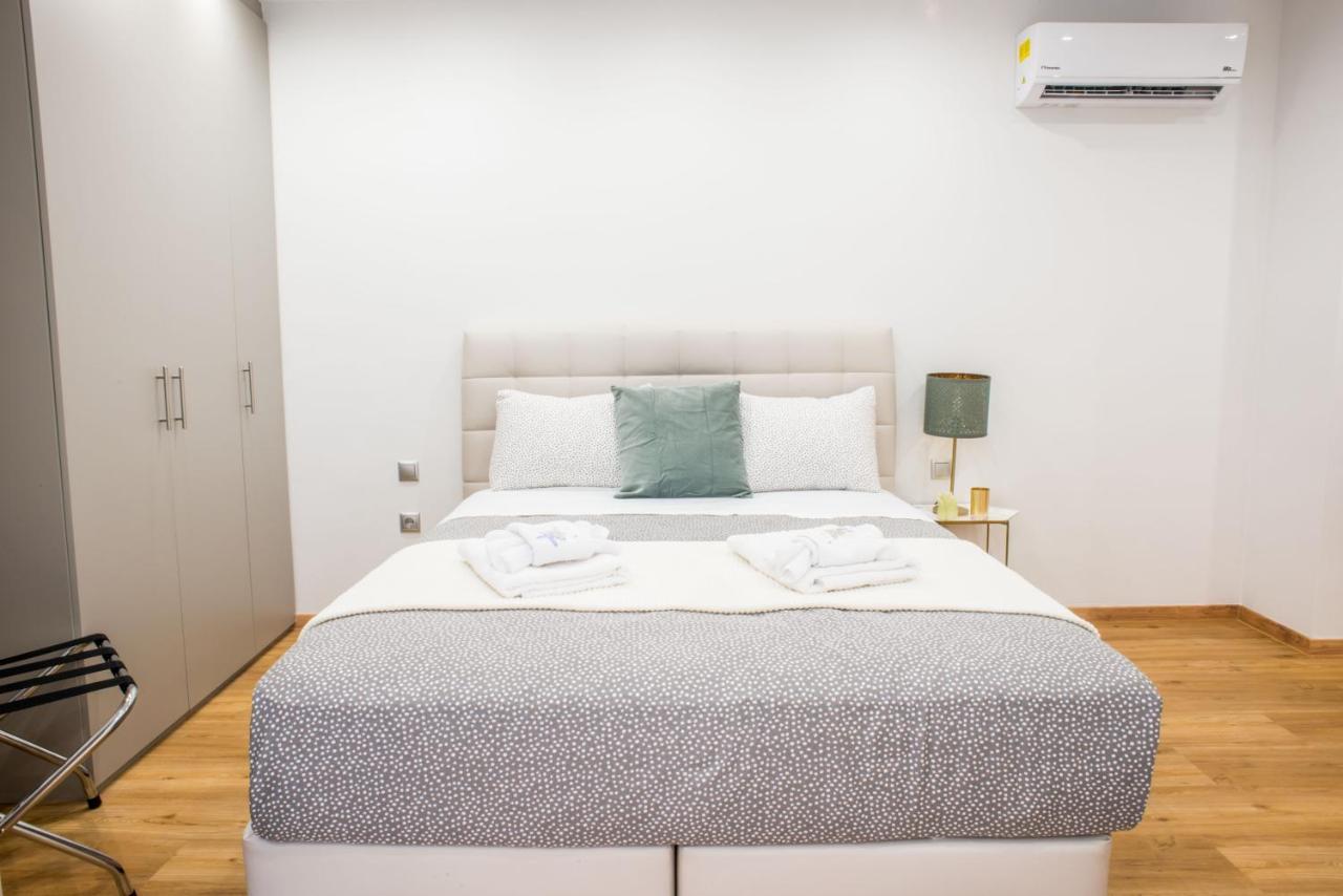A24 Pristine & Sunny Suite Near Plaka & Parthenon 雅典 外观 照片